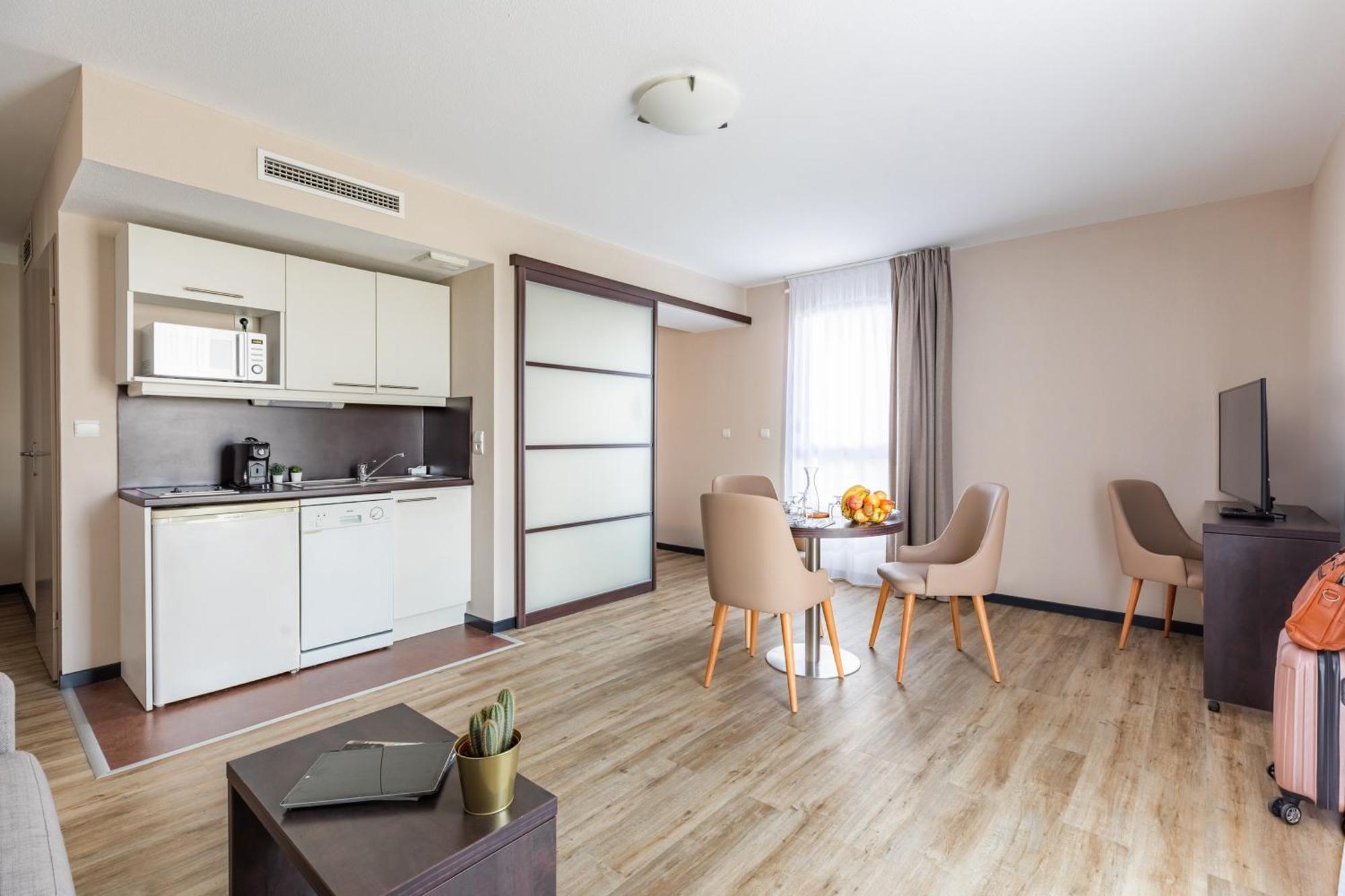 Appart'City Confort Nantes Ouest Saint-Herblain Bagian luar foto
